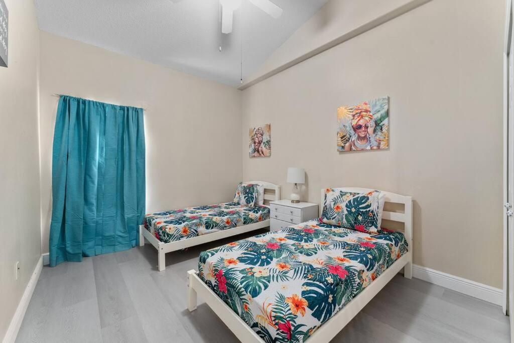 Poolside Orlando Oasisヴィラ エクステリア 写真