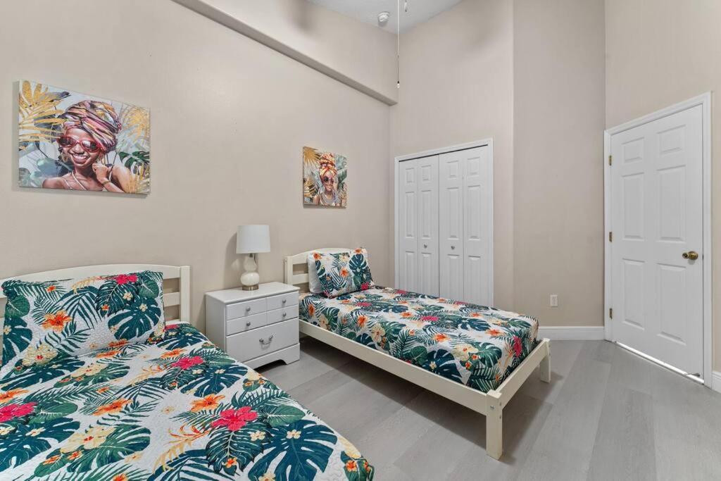 Poolside Orlando Oasisヴィラ エクステリア 写真